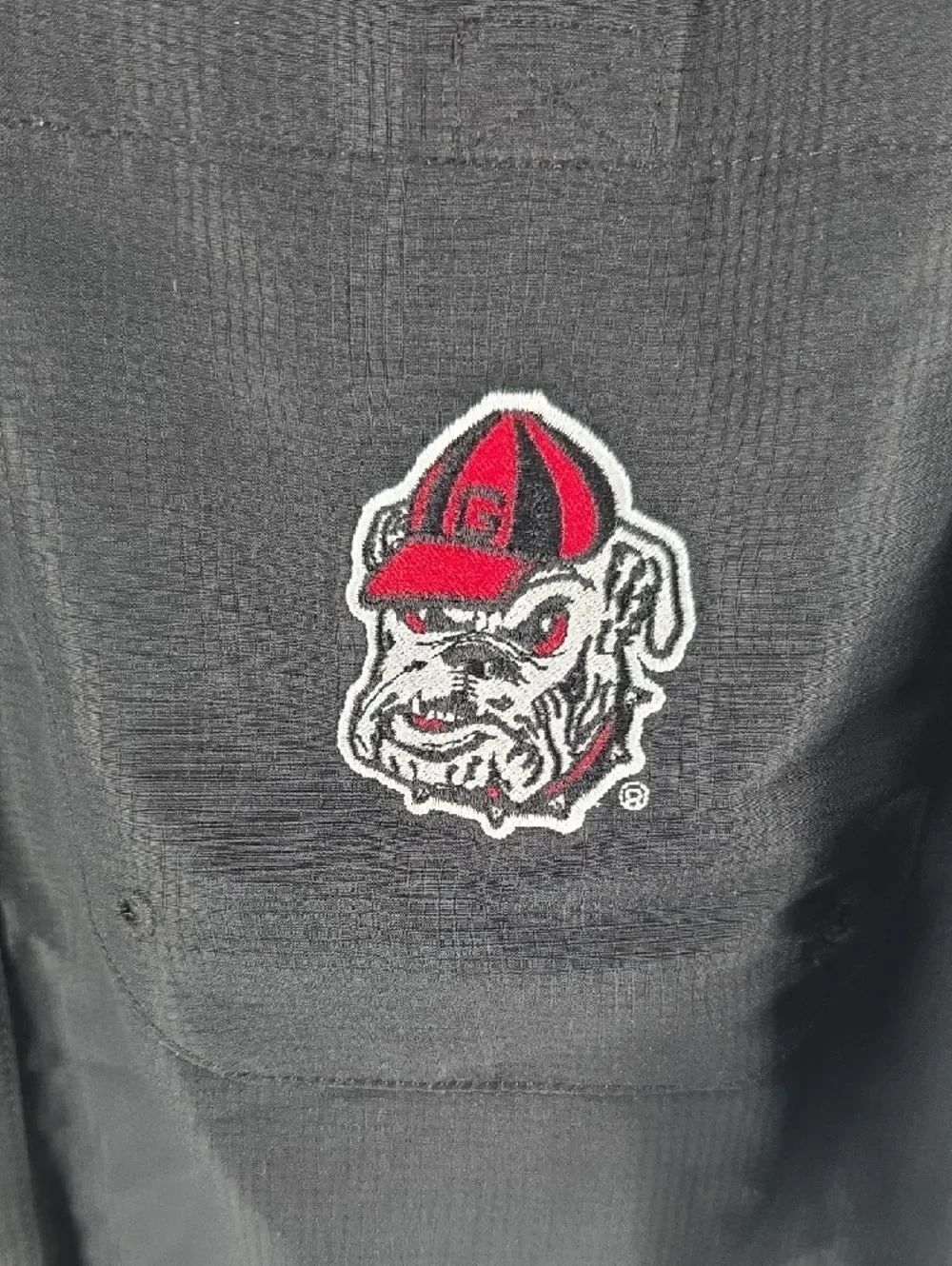 Georgia Bulldogs ProEdge Black Short-Sleeve Button-Down Shirt - Picture 3 of 7